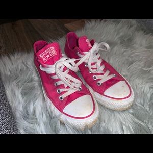 Pink converse kids size